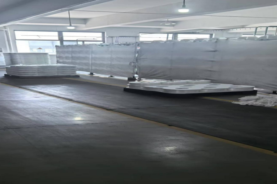 Grå tygproduktion-råvaruplaceringsområde